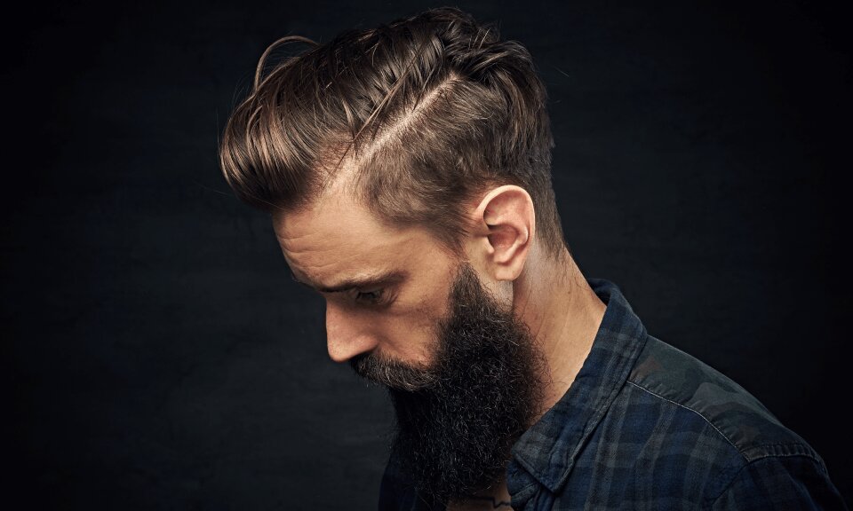 Transform Your Look: Quick and Easy Men’s Hair Care Tips for 2024